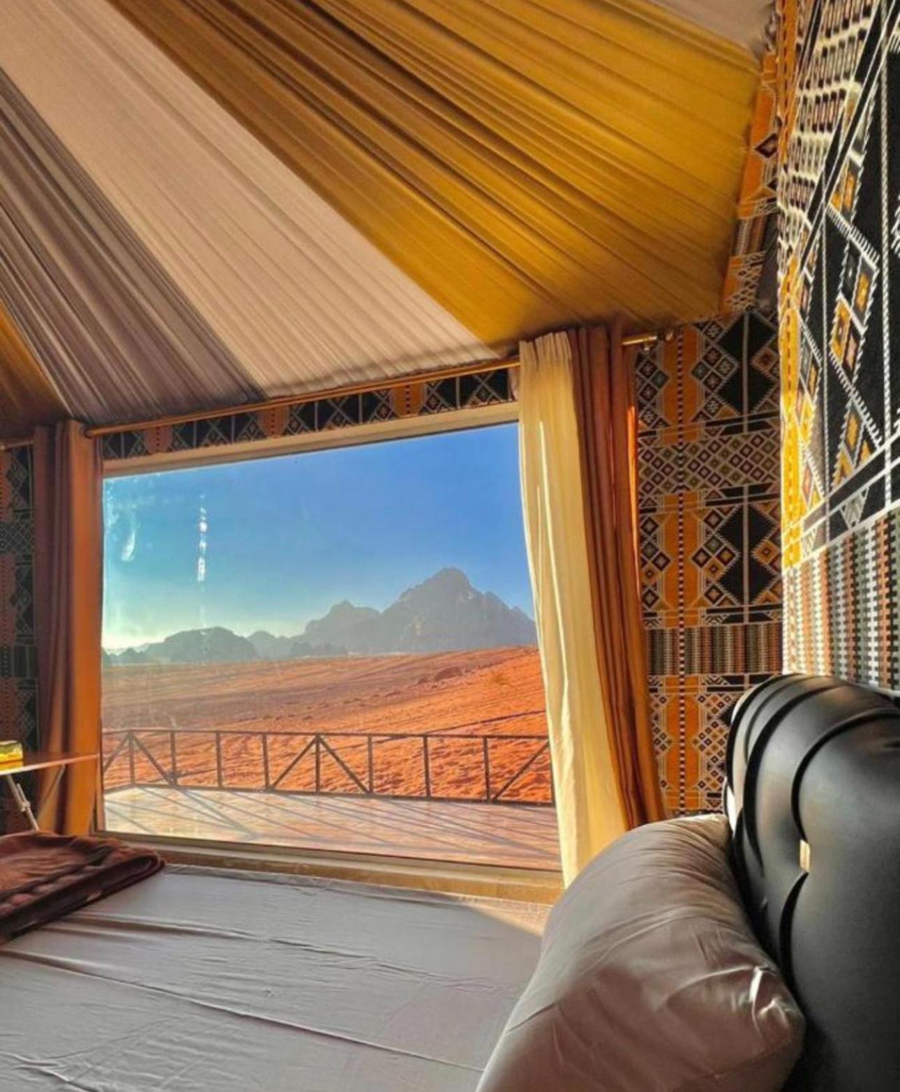 Rum Flower Bubbles Luxury Camp Wadi Rum Zewnętrze zdjęcie